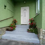By Interhome Velky Osek
