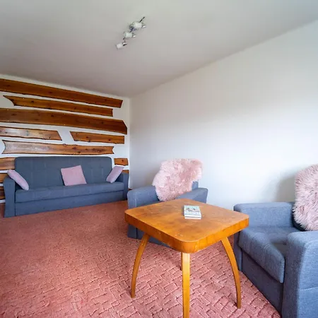 By Interhome בית נופש Velky Osek