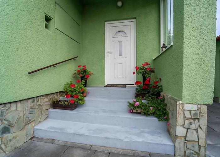 By Interhome Velky Osek