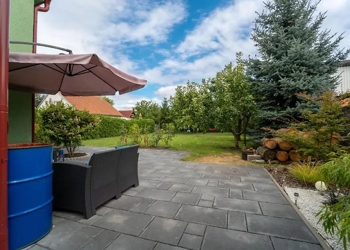 By Interhome Velky Osek